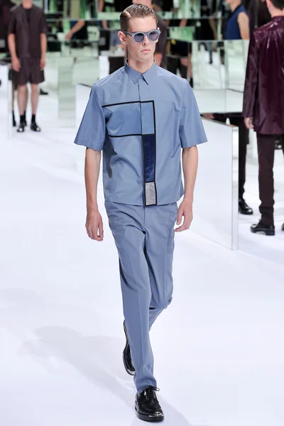 Look 39